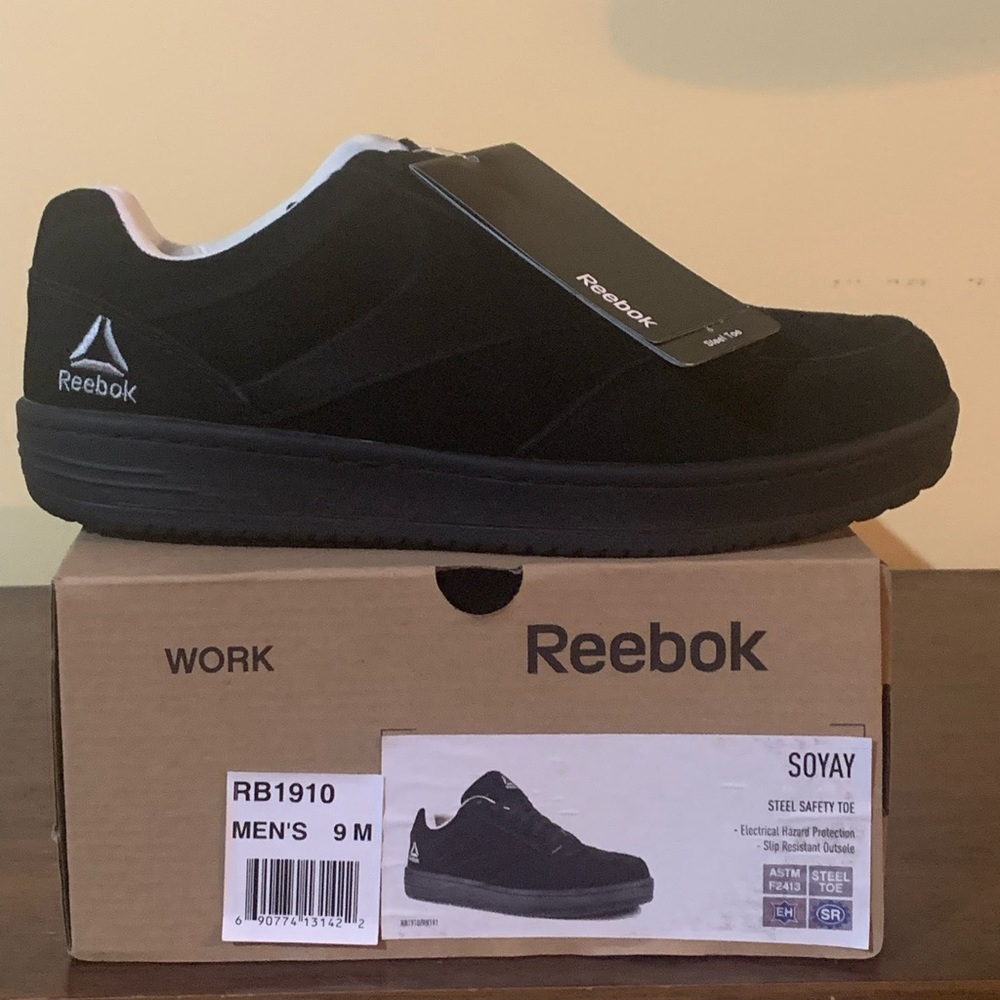 Safety toe work shoe